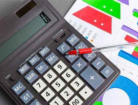 حسابداری مالی و مدیریت هزینهها با نرمافزارهای تخصصی