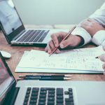 مشاوره اقتصادی چیست؟ : خدمات و وظایف مشاور اقتصادی و مالی